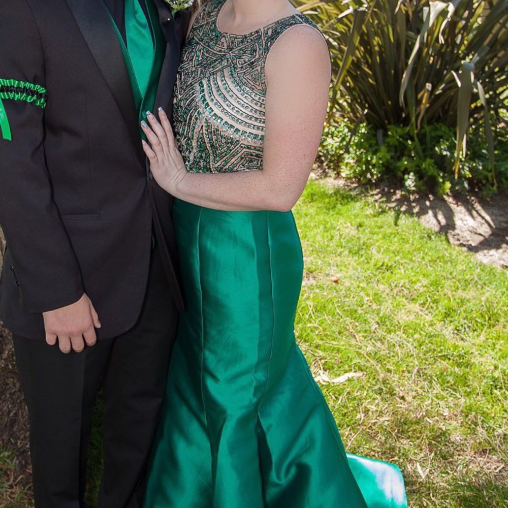 PROM DRESS